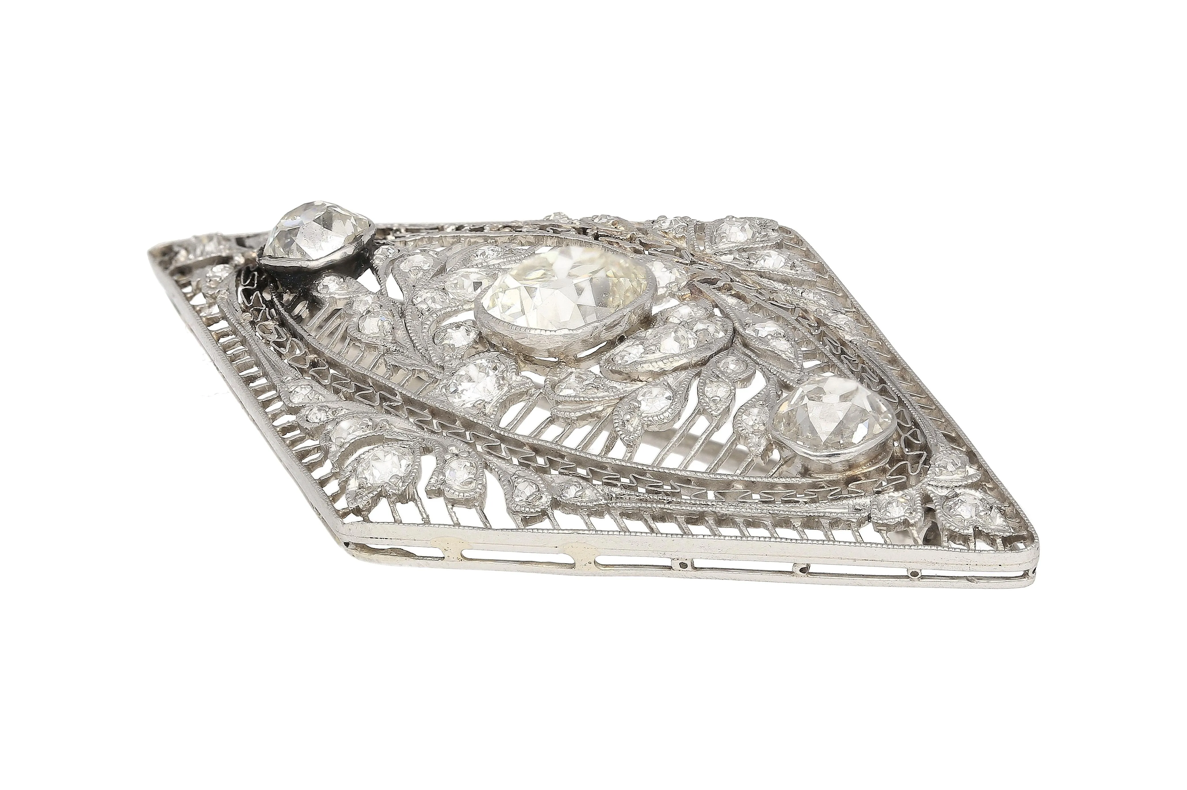 3.5 Carat Old European Cut Art Deco Diamond Brooch in Textured Filigree Platinum