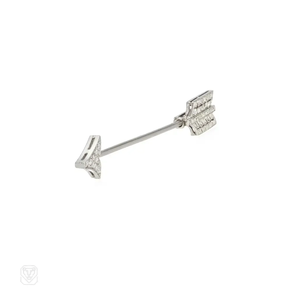 French Art Deco arrow jabot in platinum and diamond