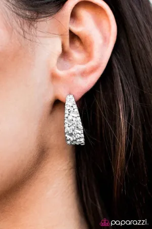 Paparazzi Earring ~ Glitter Champ - White