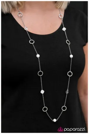 Paparazzi Necklace ~ Get Your Glow On - White