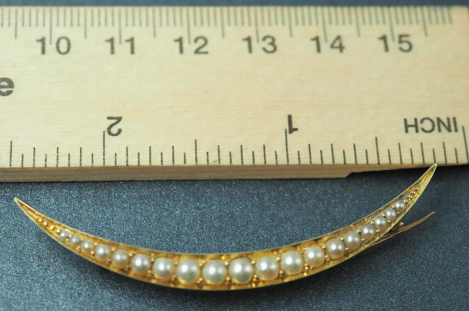 Pearl Crescent 9ct Yellow Gold Brooch