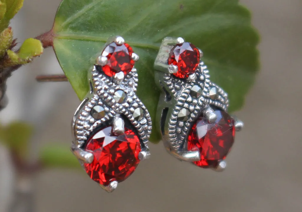 Shiny Garnet Inlaid Sterling Silver Earrings