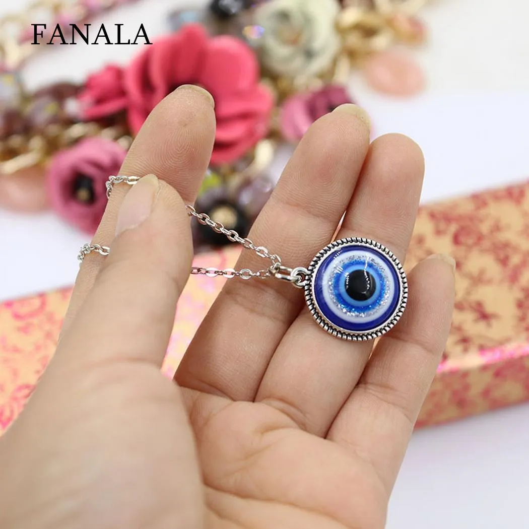 Silver Necklace Eye-Shape