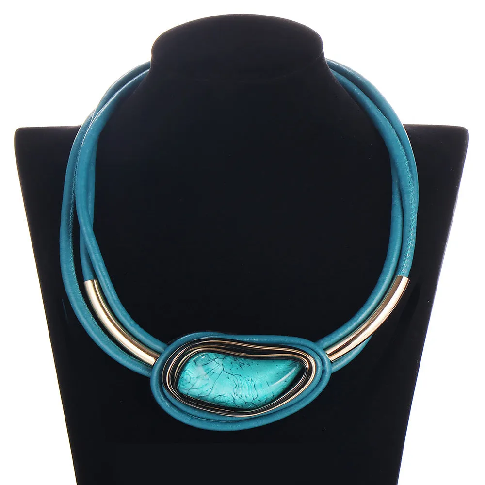 Trendy Resin Necklaces from Planderful Collection: Savanna Rhythms - Lightweight Aluminum Collar Editor's Pick !