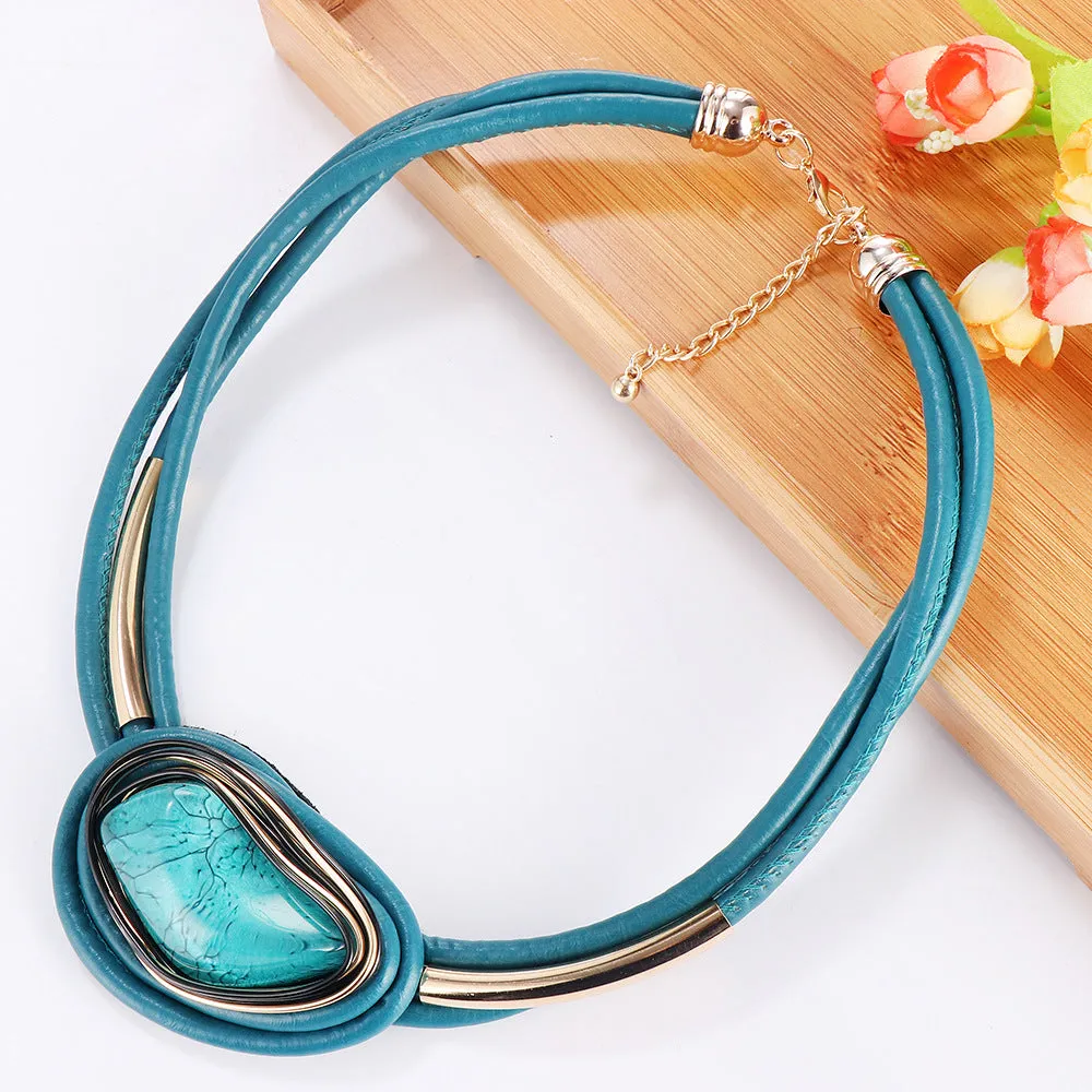 Trendy Resin Necklaces from Planderful Collection: Savanna Rhythms - Lightweight Aluminum Collar Editor's Pick !