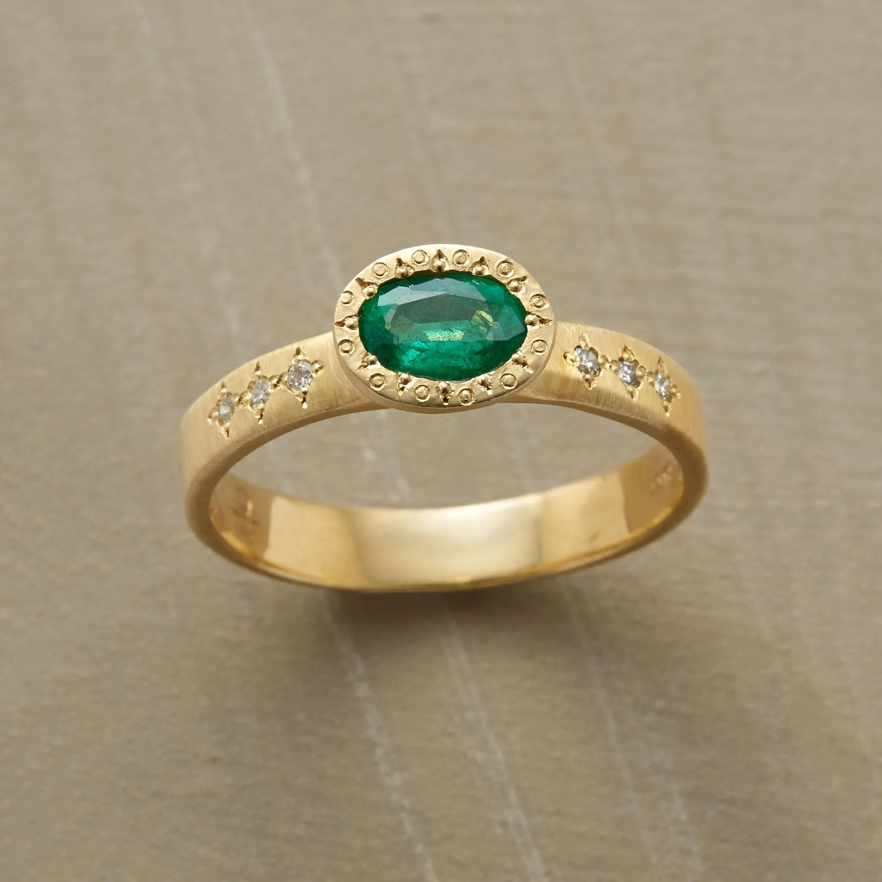 Zouzou Emerald Ring